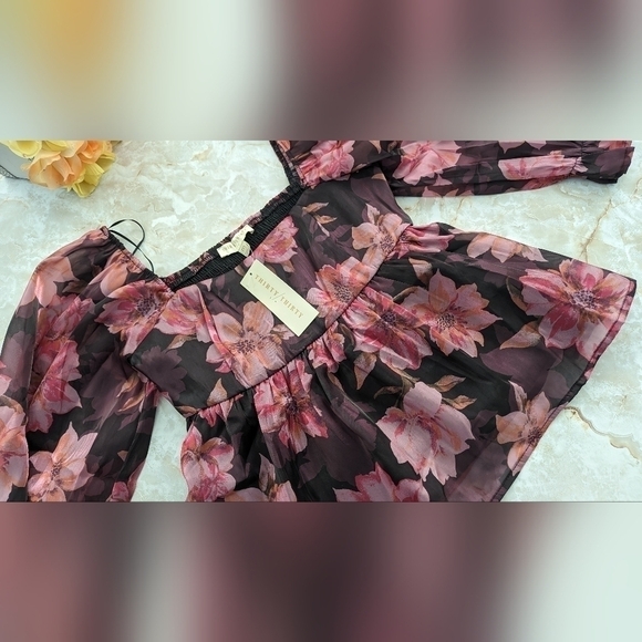 NWT Thirty/Thirty Floral BabyDoll Top Sz M. - Picture 13 of 14